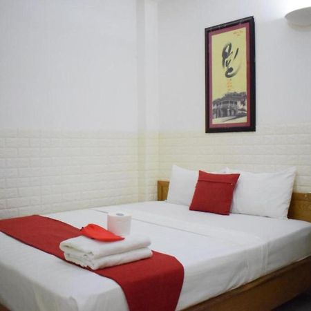 Reddoorz Marieline 2 Hotel Хошимин Экстерьер фото