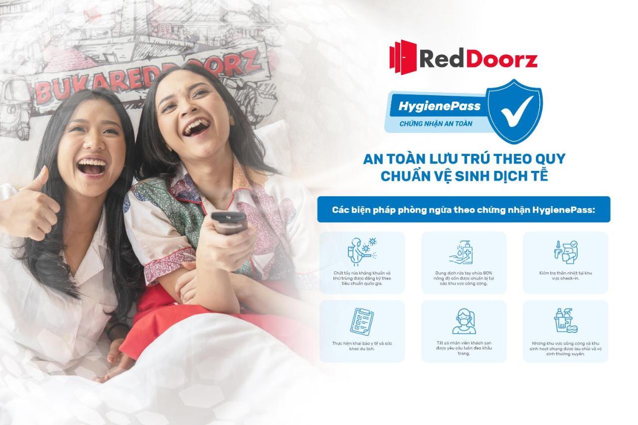 Reddoorz Marieline 2 Hotel Хошимин Экстерьер фото