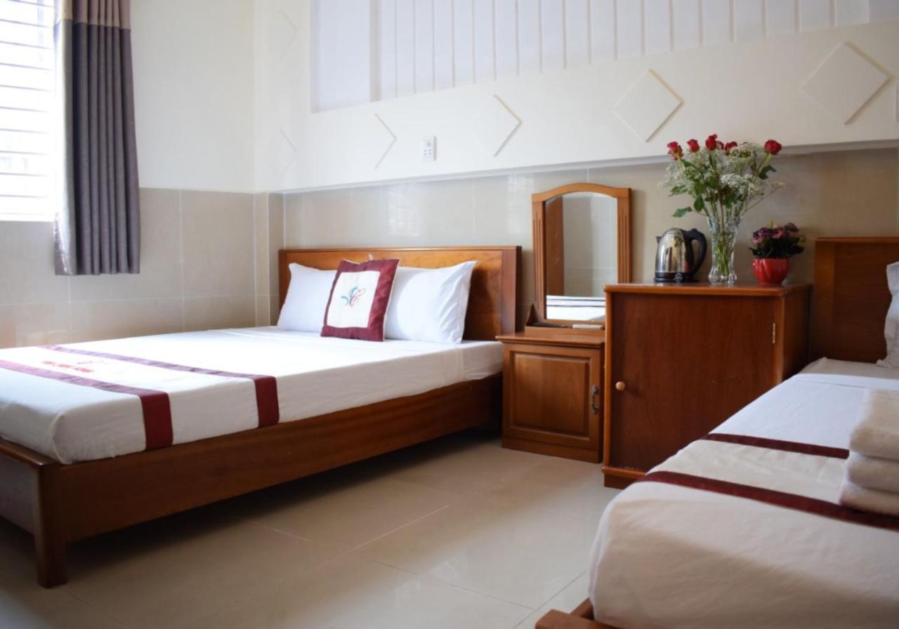Reddoorz Marieline 2 Hotel Хошимин Экстерьер фото