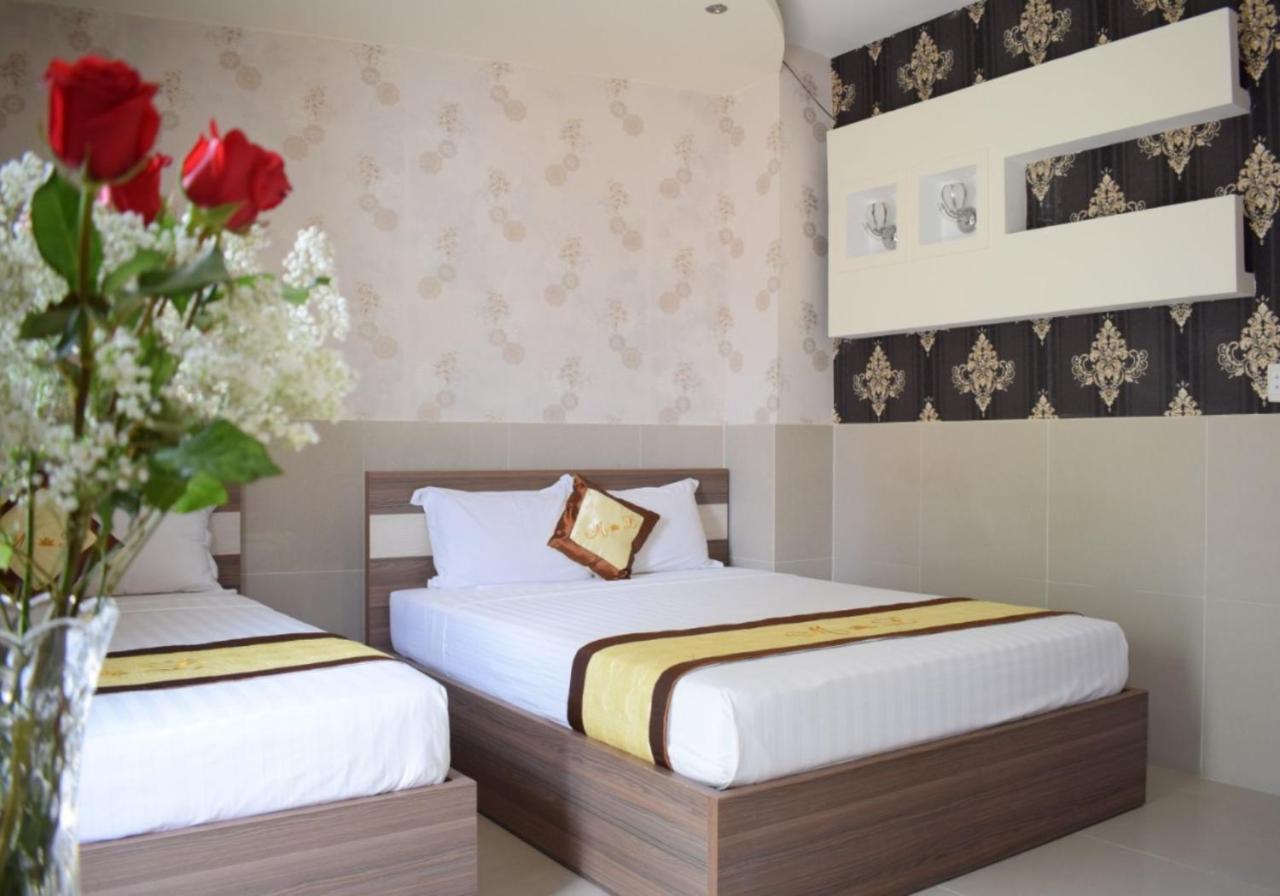 Reddoorz Marieline 2 Hotel Хошимин Экстерьер фото