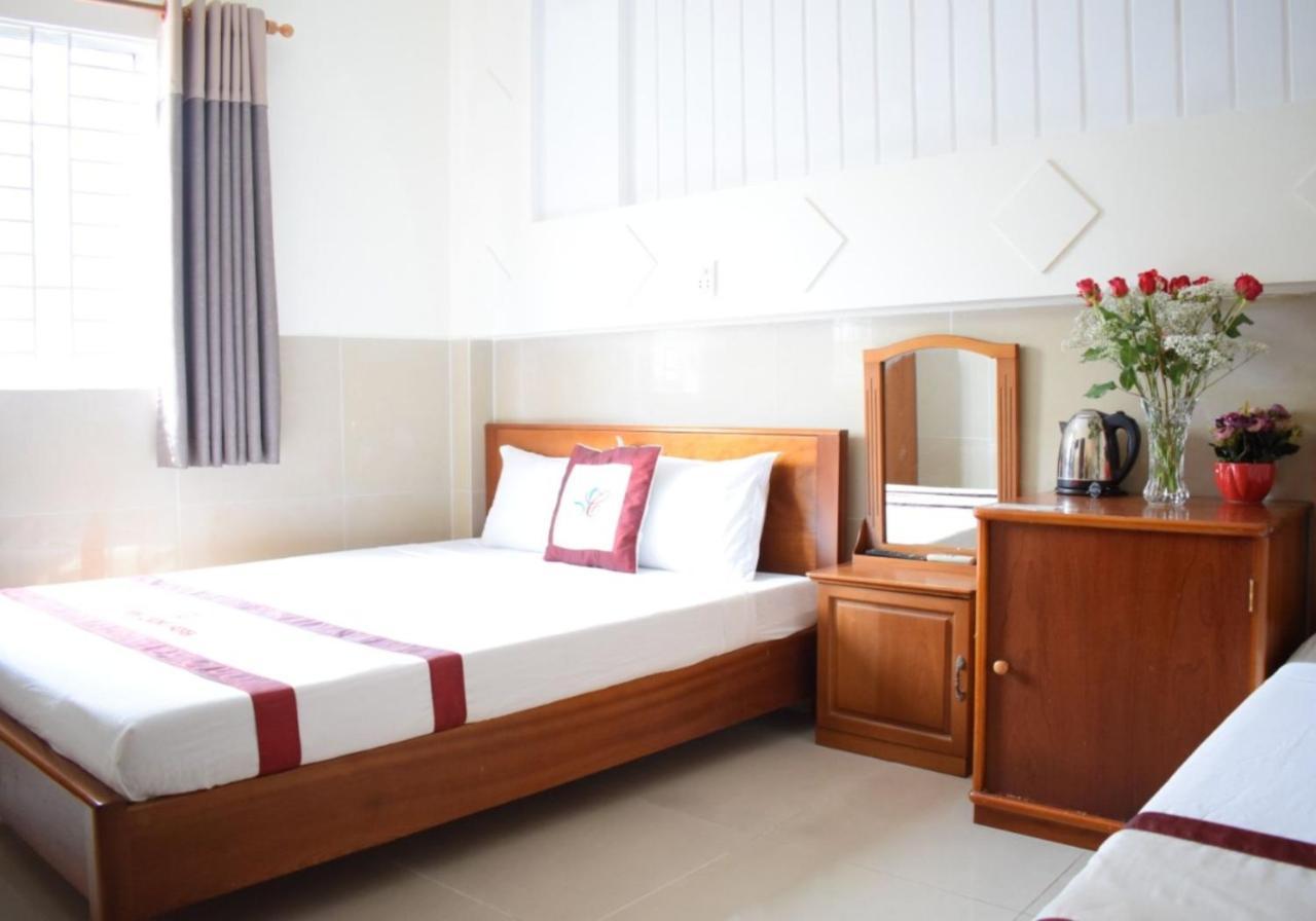 Reddoorz Marieline 2 Hotel Хошимин Экстерьер фото