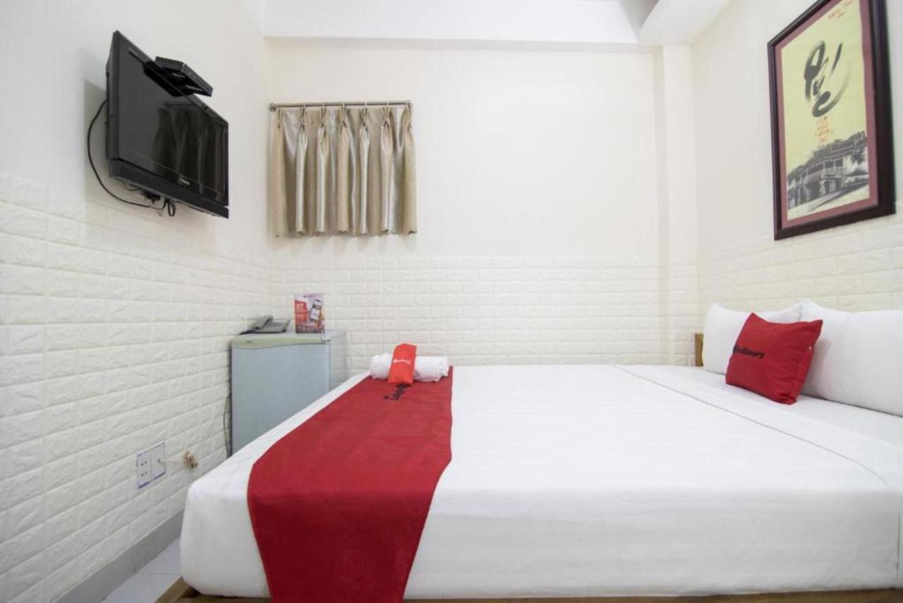 Reddoorz Marieline 2 Hotel Хошимин Экстерьер фото