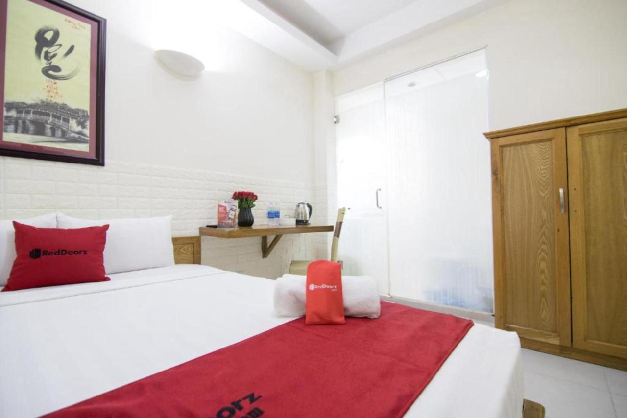 Reddoorz Marieline 2 Hotel Хошимин Экстерьер фото